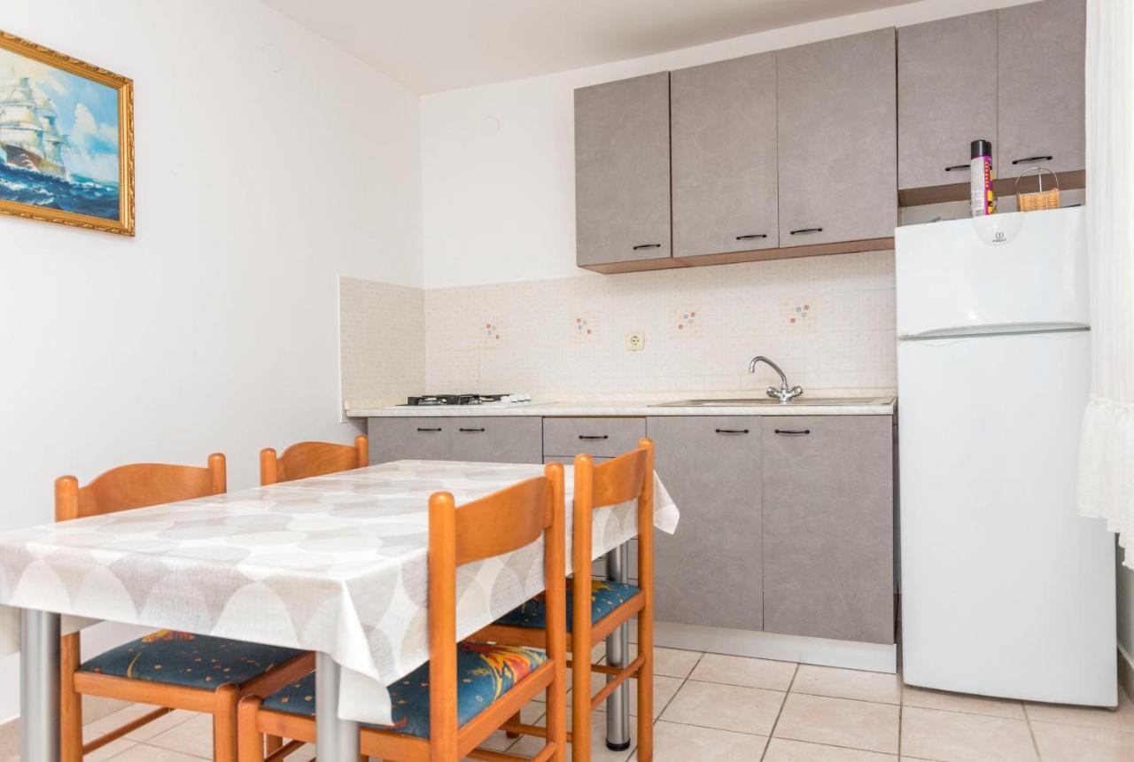 Apartments Ljubomir Рогозниця Екстер'єр фото