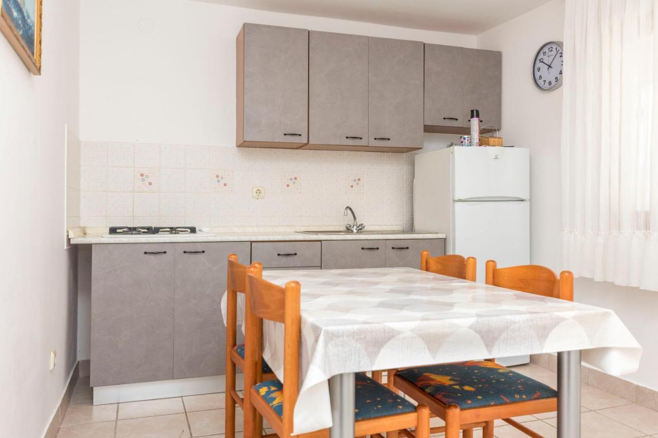 Apartments Ljubomir Рогозниця Екстер'єр фото